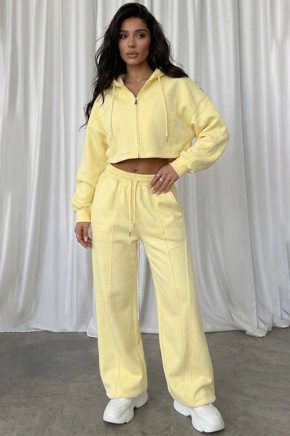 Dudley cropped σετ φόρμας με παντελόνι κίτρινο - Image 2