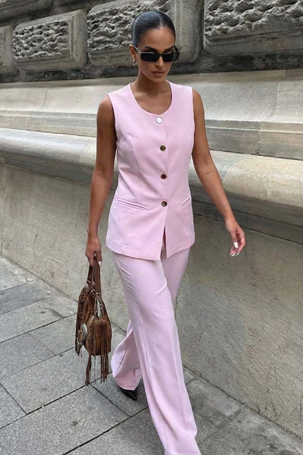 Ignatius σετ αμάνικο γιλέκο με ψηλόμεσο παντελόνι ροζ - Image 2