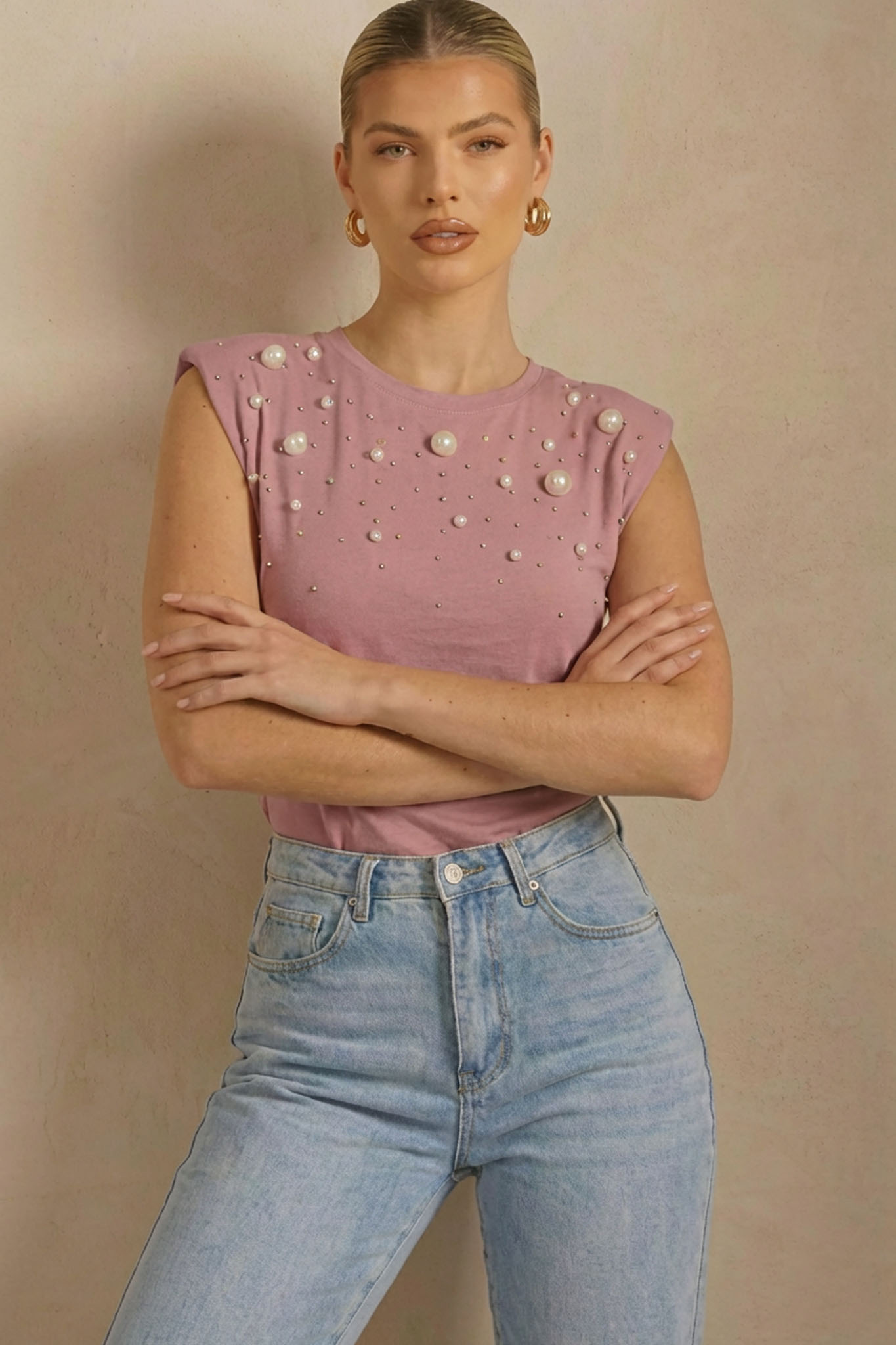 Immortal αμάνικη μπλούζα με βάτες και πέρλες ροζ Immortal αμάνικη μπλούζα με βάτες και πέρλες ροζ - Image 1