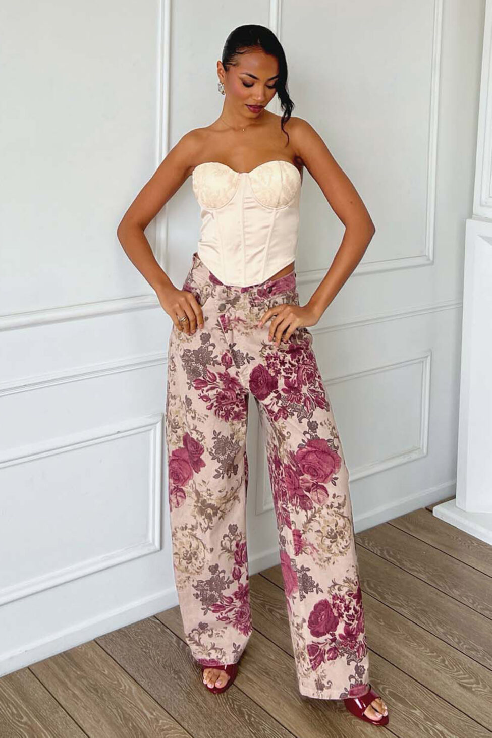 Keby κορσές σατέν με παγιέτα μπεζ - Image 2