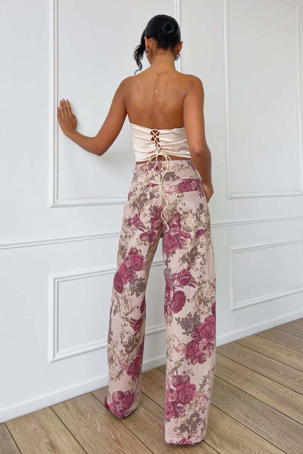 Kylie τζιν παντελόνι φλοράλ μπεζ - Image 3