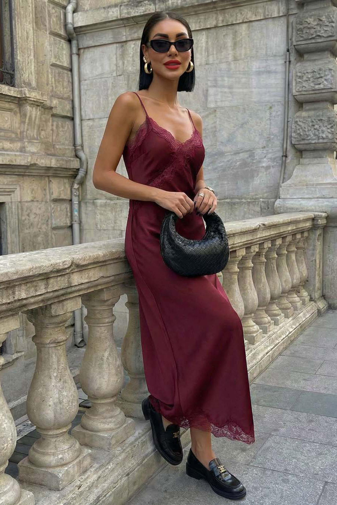 Loreta φόρεμα μίντι σατέν με δαντέλα μπορντό - Image 1