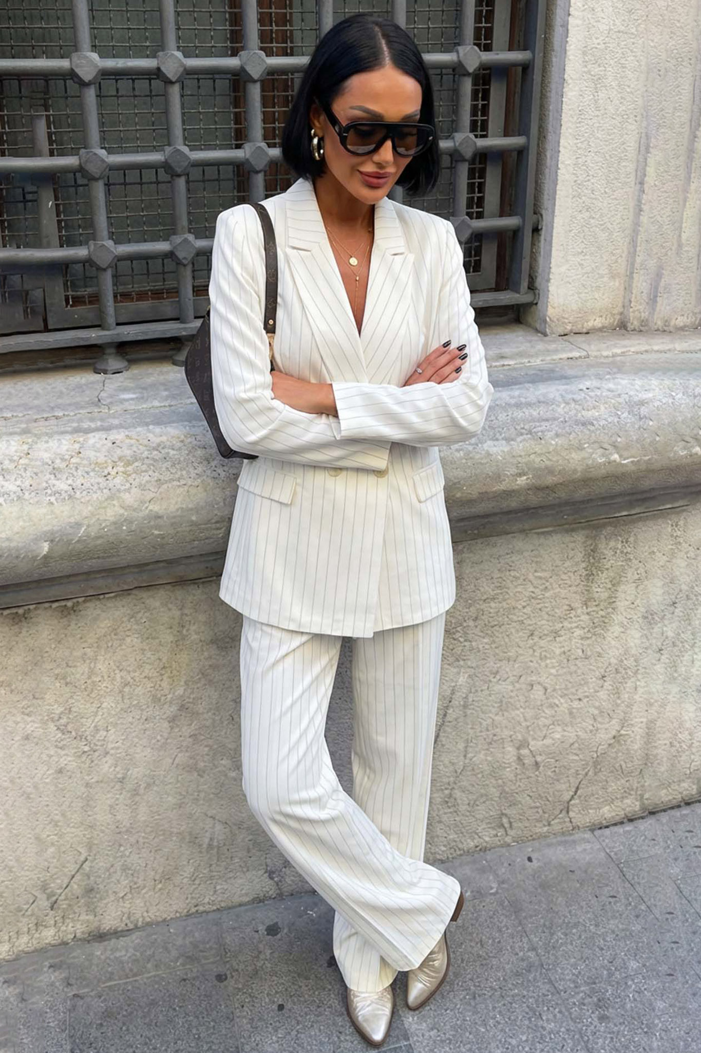 Patsy σετ σακάκι παντελόνι με ρίγες λευκό Patsy σετ σακάκι παντελόνι με ρίγες λευκό - Image 1