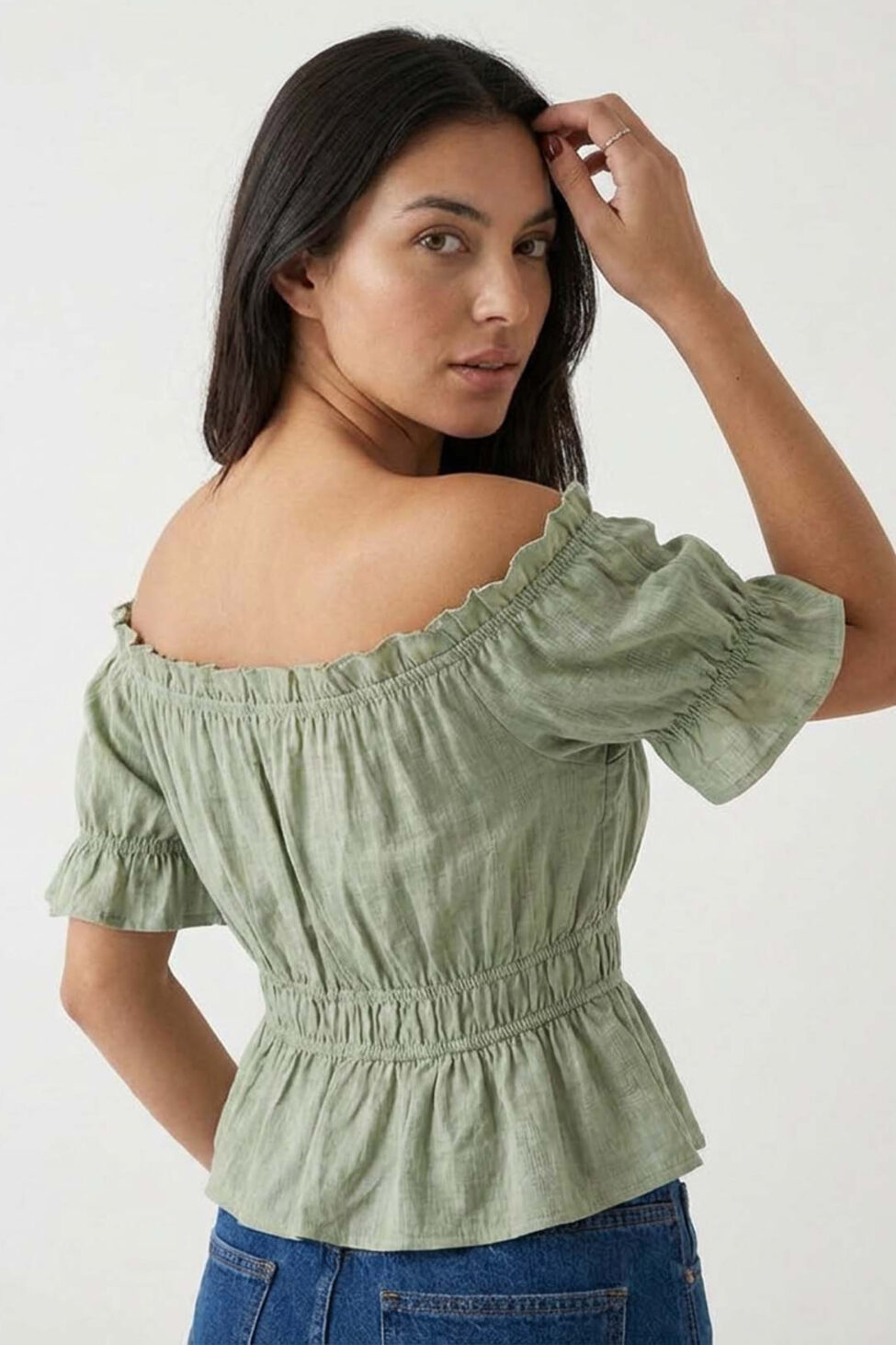 Qasir μπλούζα με έξω τους ώμους και βολάν χακί - Image 2