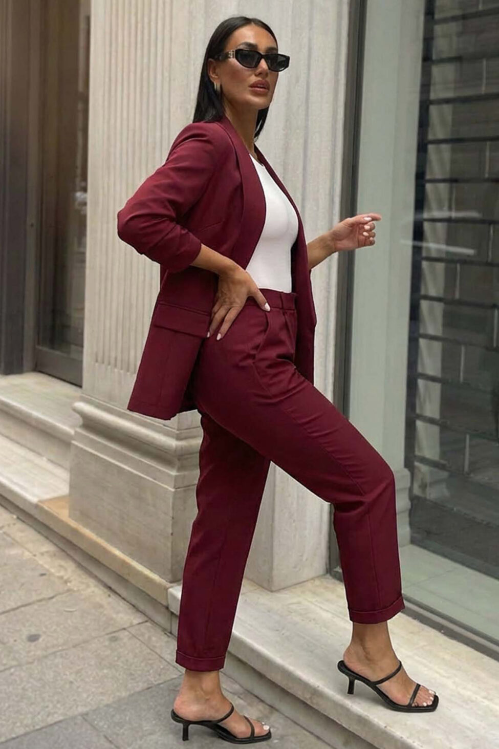 Raelyn σετ σακάκι παντελόνι μπορντό - Image 2