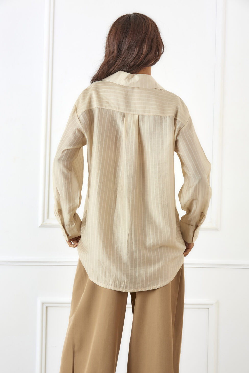 Seline πουκάμισο ριγέ με κλασσικό γιακά μπεζ - Image 3