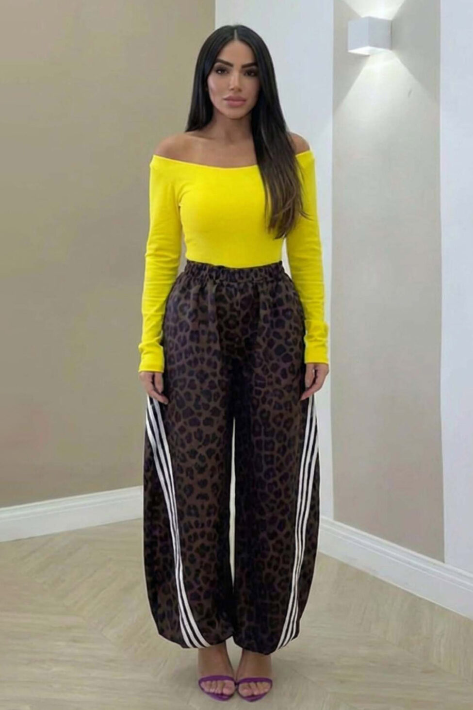 Thomais παντελόνι με ρίγες στο πλάι λευκό - Image 2