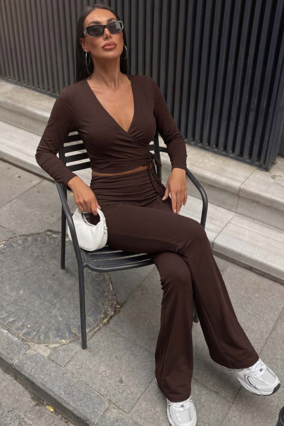 Airy σετ τοπ παντελόνι καφέ - Image 2