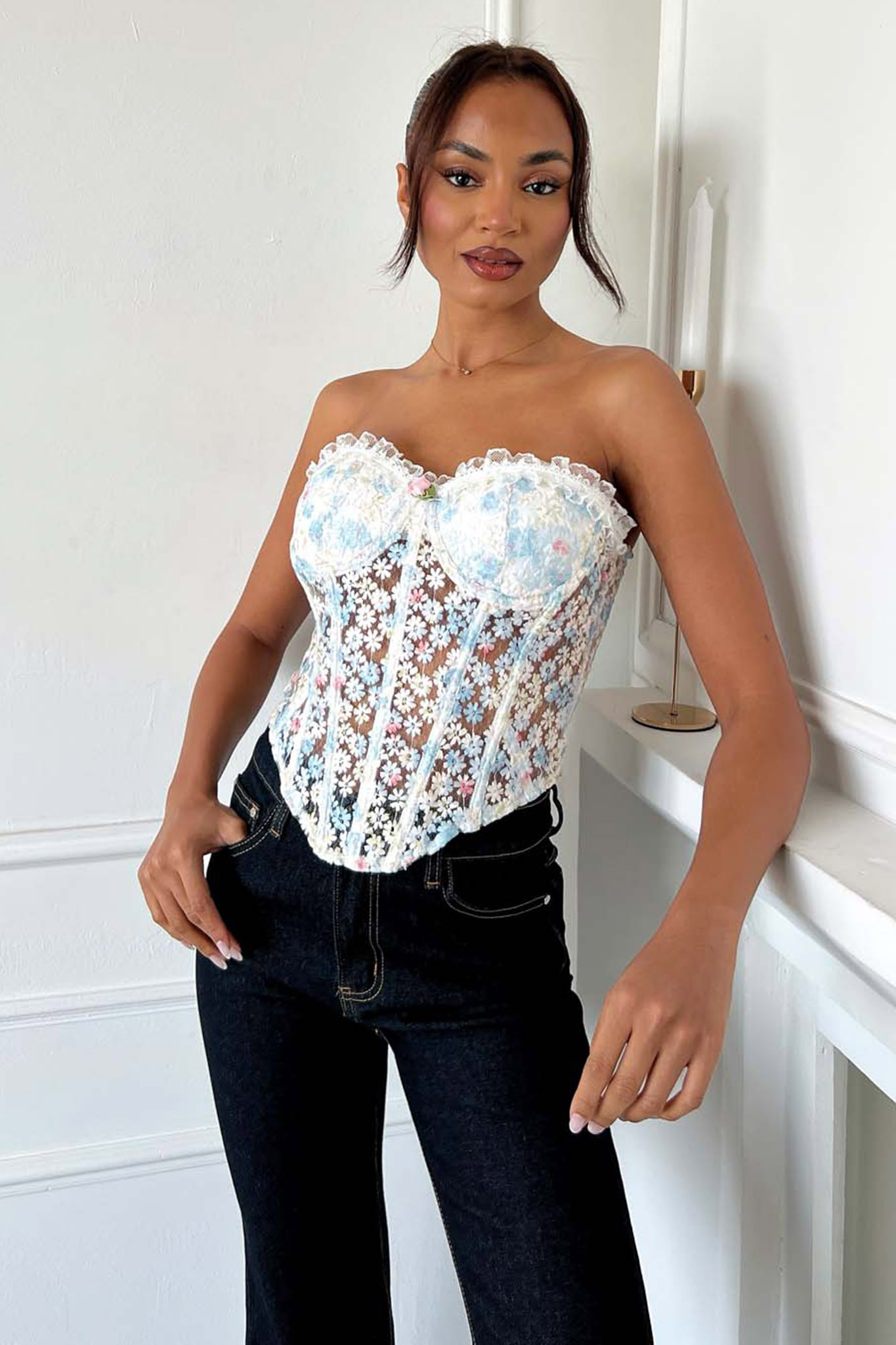 Alena στράπλες φλοράλ κόρσες με δαντέλα και κέντημα σιελ - Image 1
