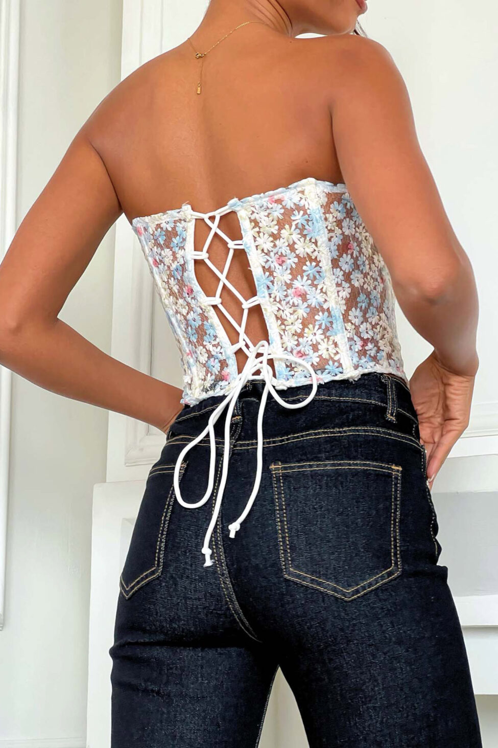 Alena στράπλες φλοράλ κόρσες με δαντέλα και κέντημα σιελ - Image 3