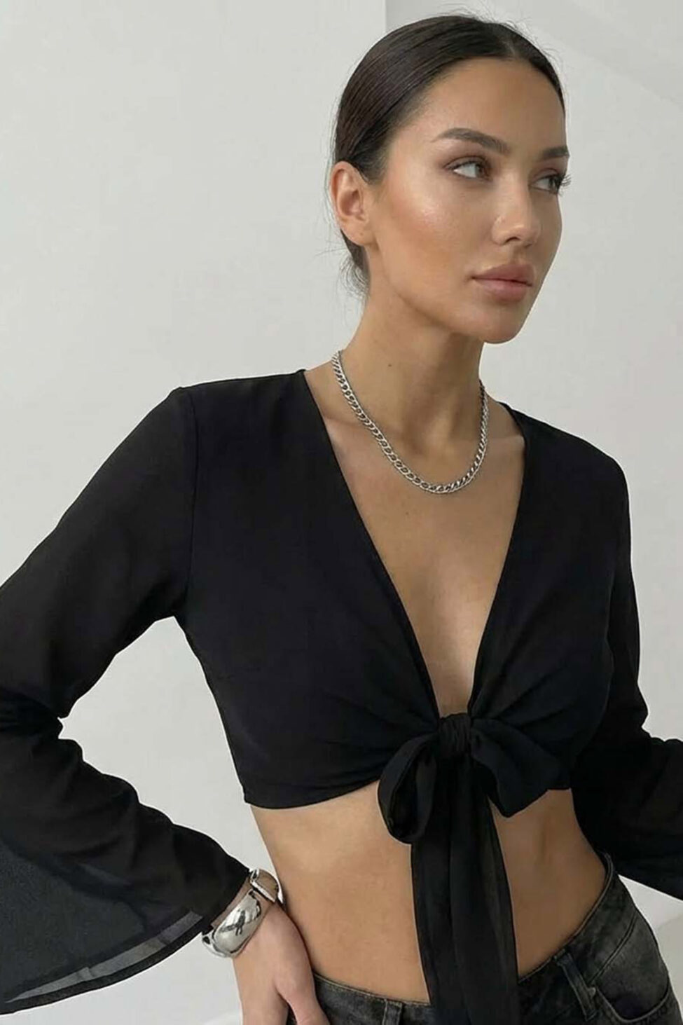 Belene κρουαζέ κροπ τοπ μαύρο - Image 2
