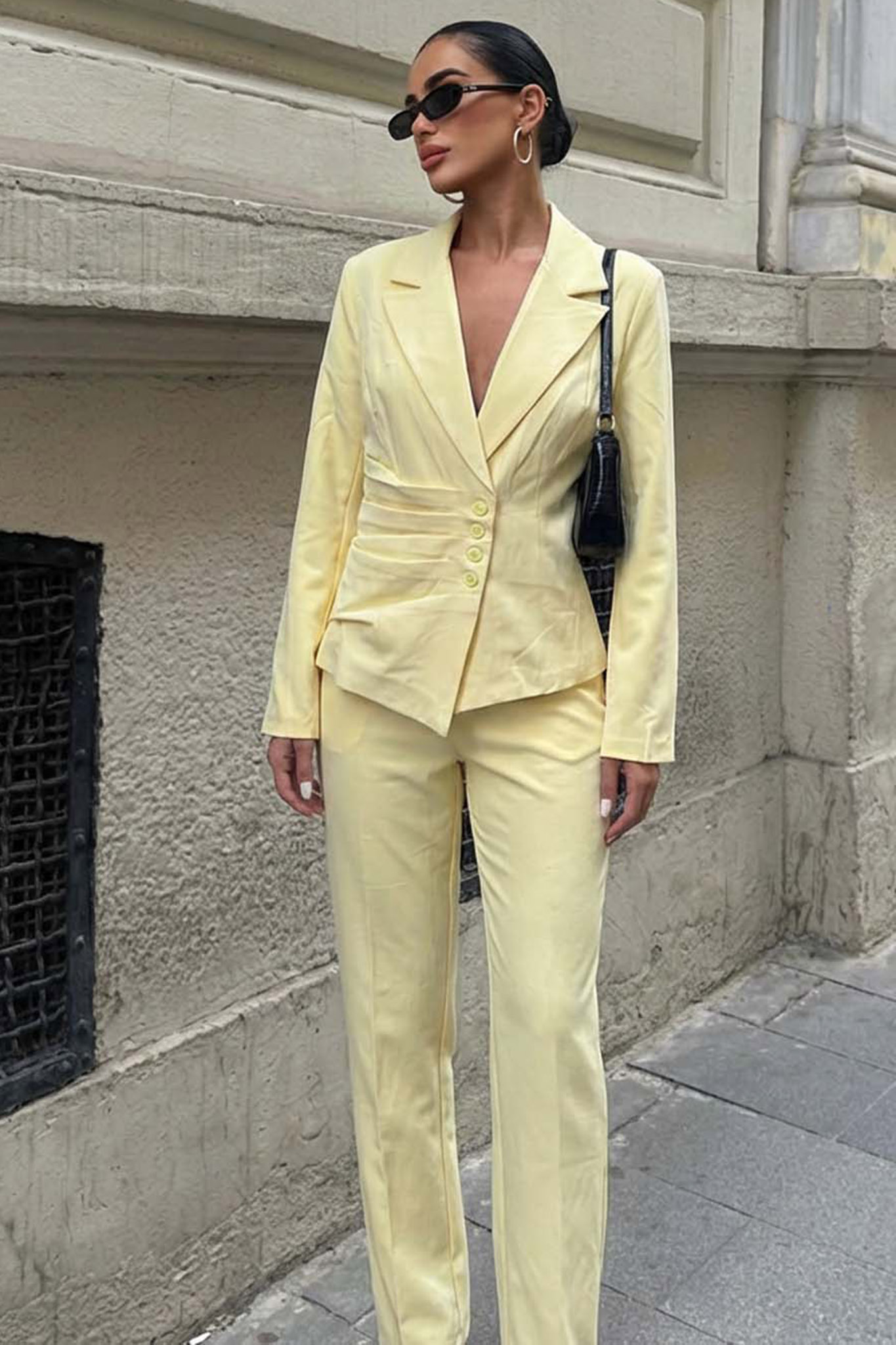 Elite σετ σακάκι παντελόνι ριγέ κίτρινο Elite σετ σακάκι παντελόνι ριγέ κίτρινο - Image 1