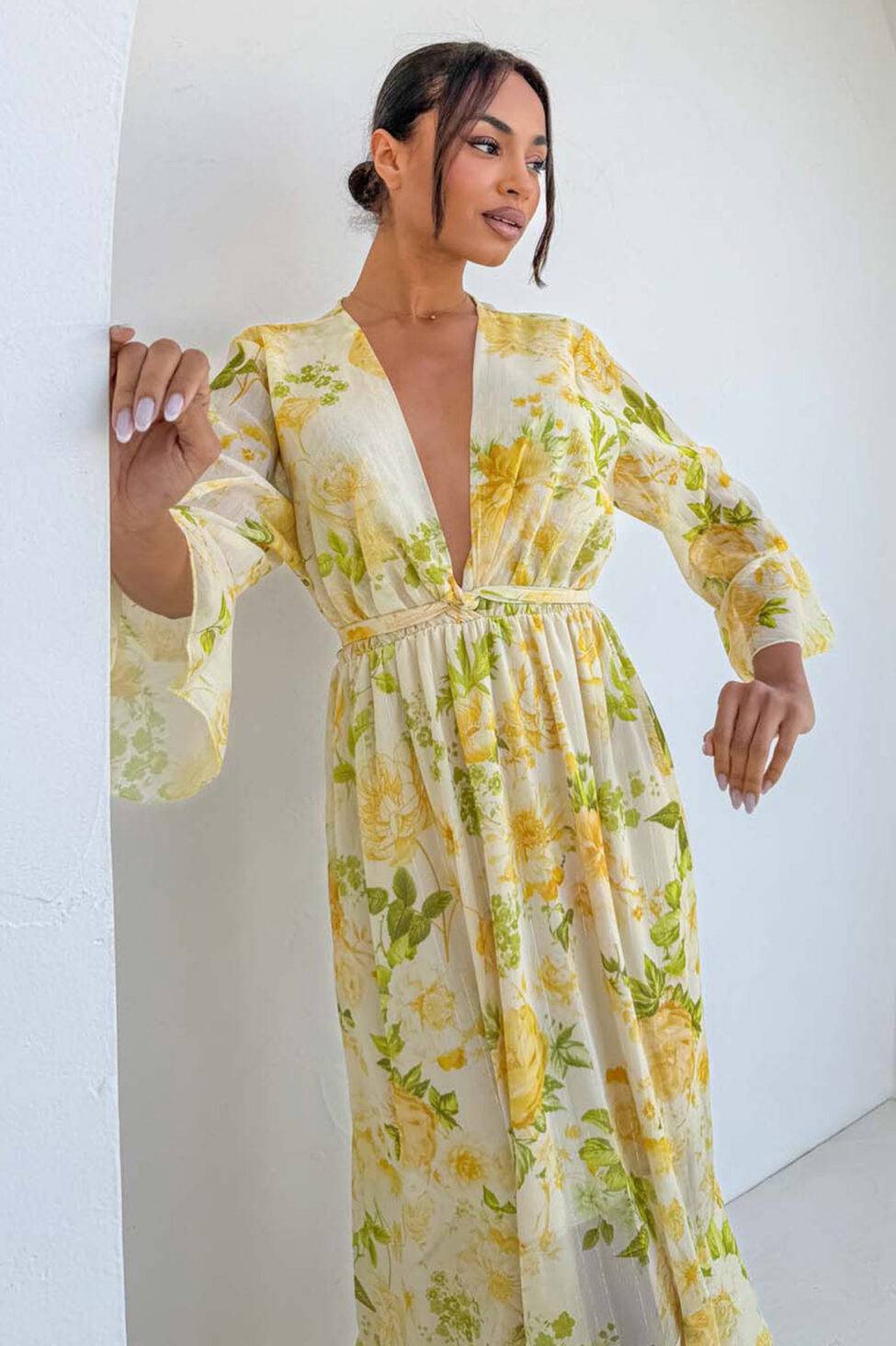 Jacklin φλοράλ φόρεμα κρουαζέ με βολάν και μανίκια καμπάνα κίτρινο - Image 5