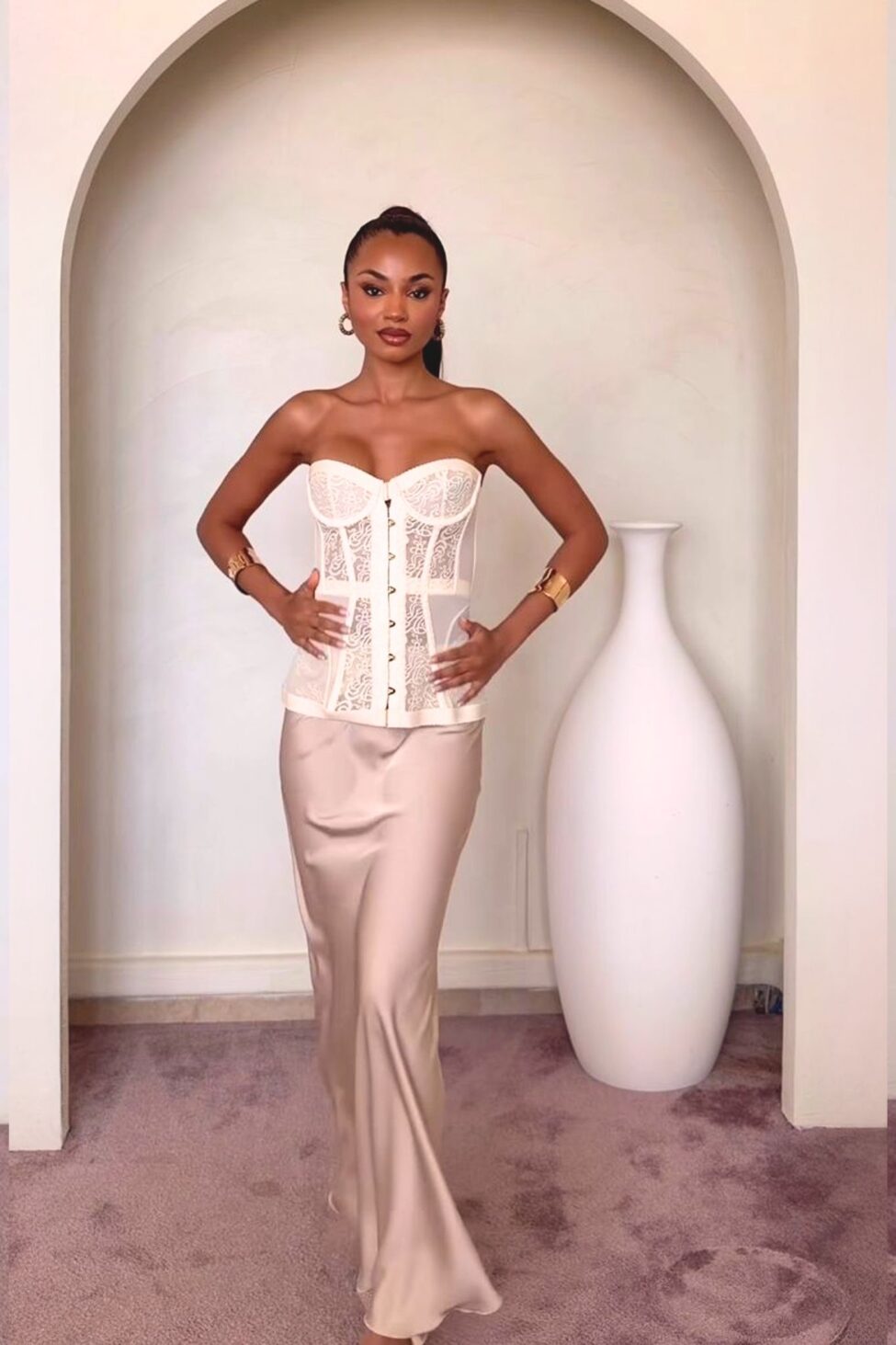 New York σετ φούστα κορσές μπεζ - Image 2