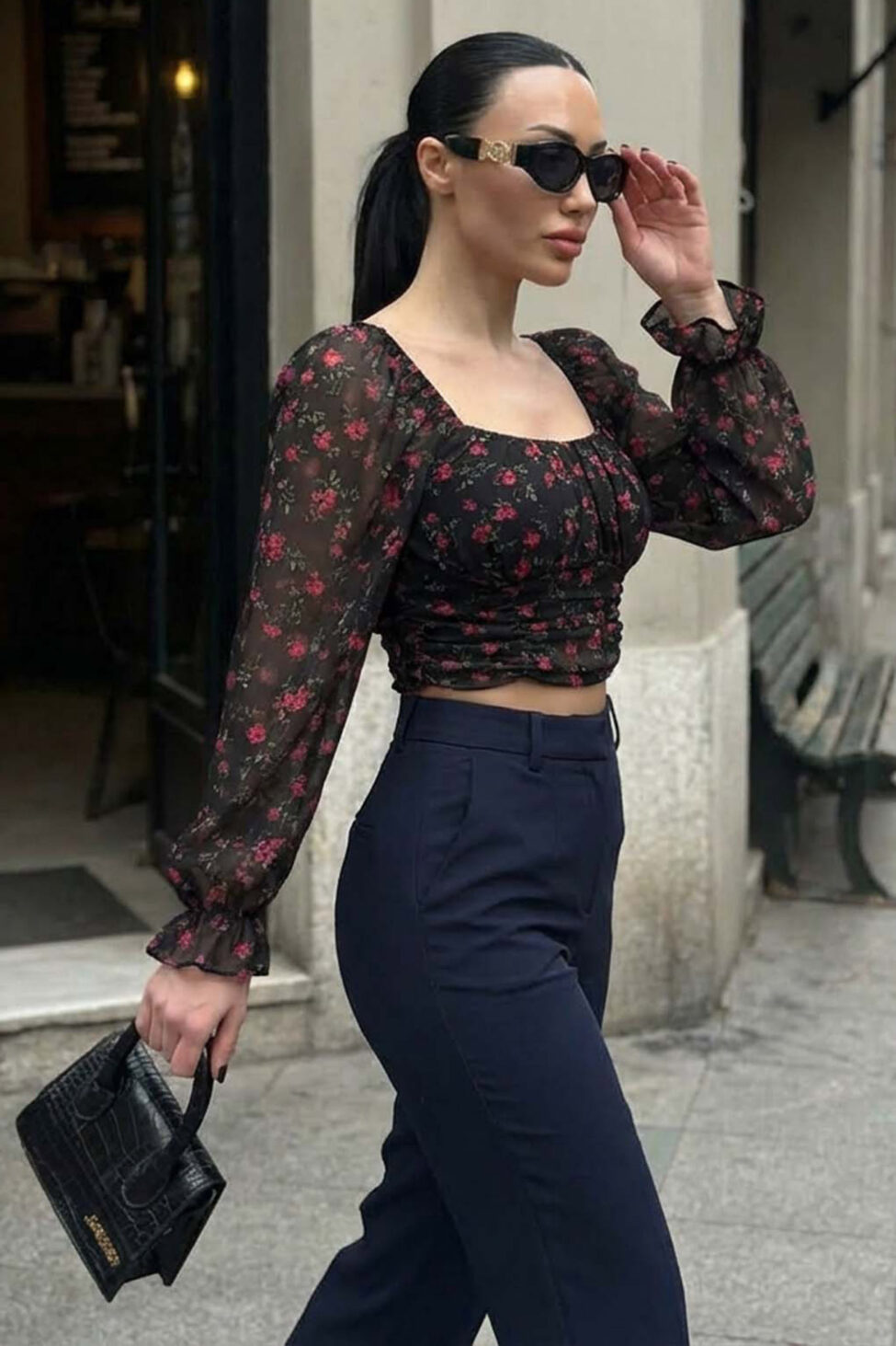 Samak φλοράλ μπλούζα με σούρες μαύρο - Image 2