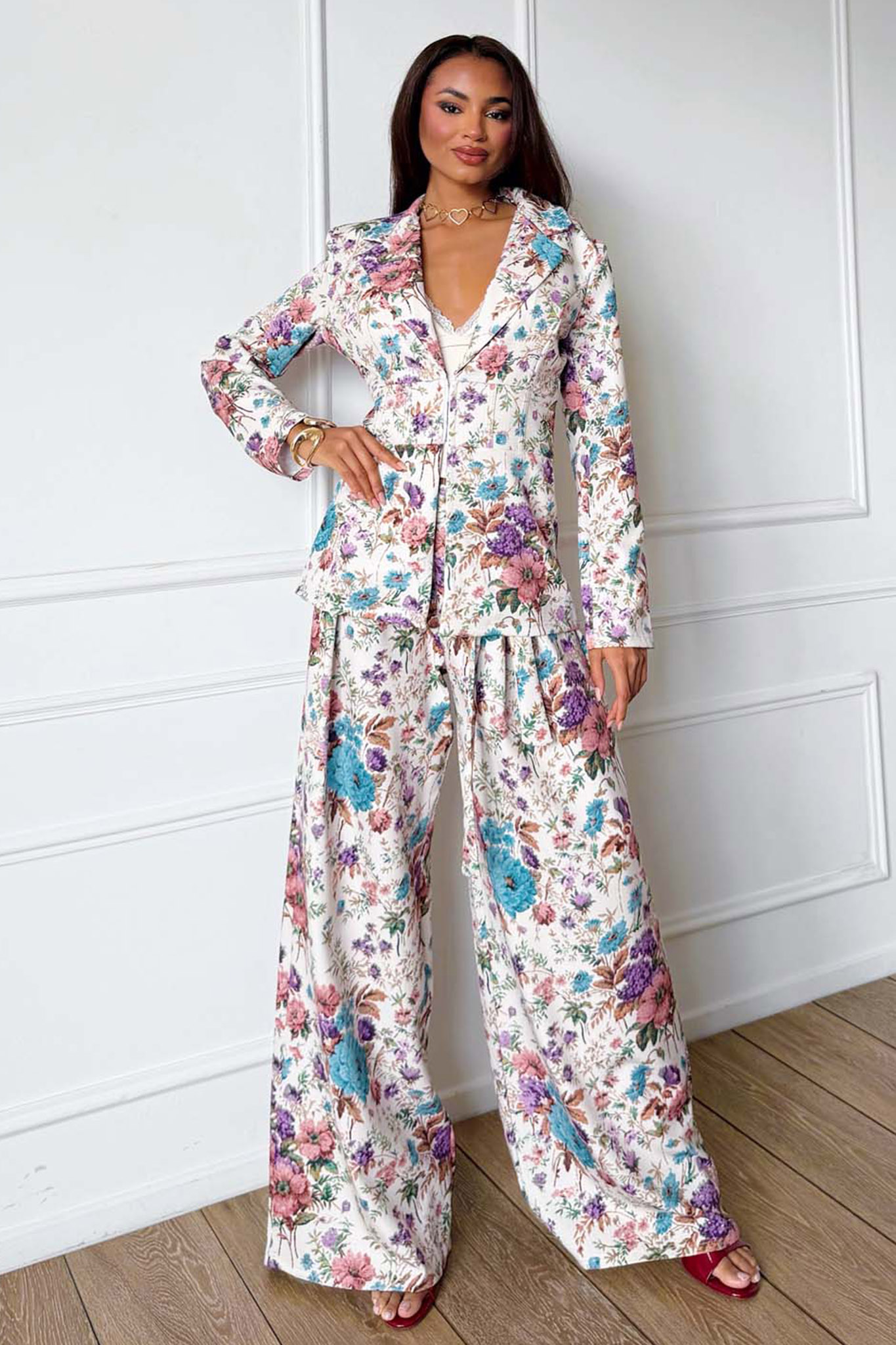 Secret Garden σετ σακάκι παντελόνι φλοράλ μπλε Secret Garden σετ σακάκι παντελόνι φλοράλ μπλε - Image 1