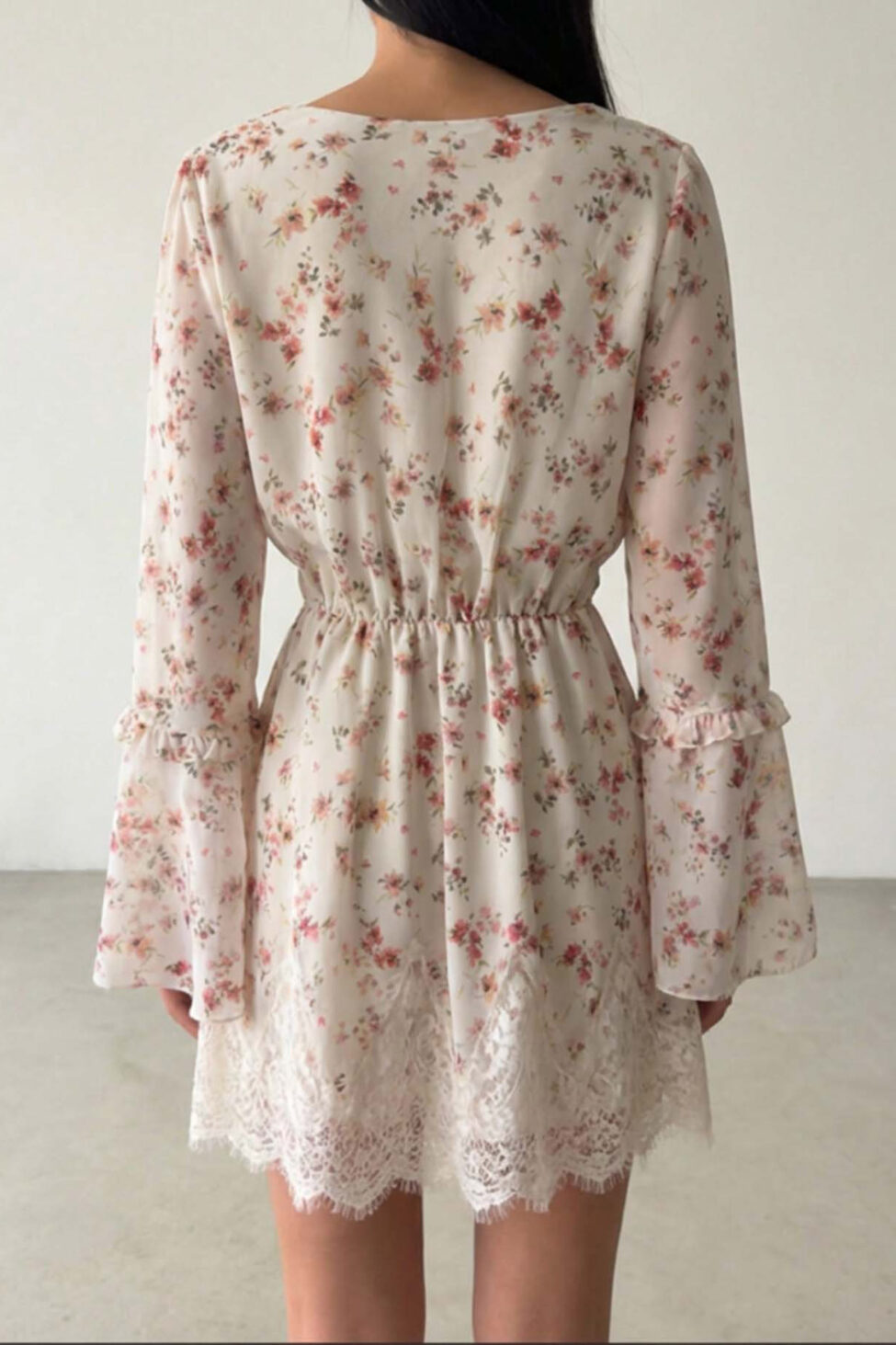 Tamsin μίνι φλοράλ φόρεμα μπεζ - Image 2