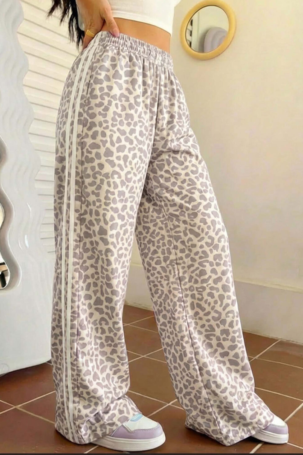 Altaia παντελόνα λεοπάρ με πλαϊνές ρίγες εκρού - Image 2