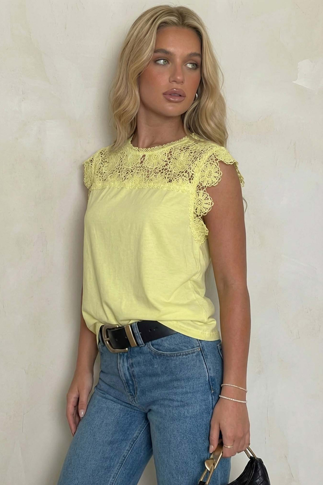 Aporia μπλούζα με δαντέλα κίτρινο Aporia μπλούζα με δαντέλα κίτρινο - Image 1