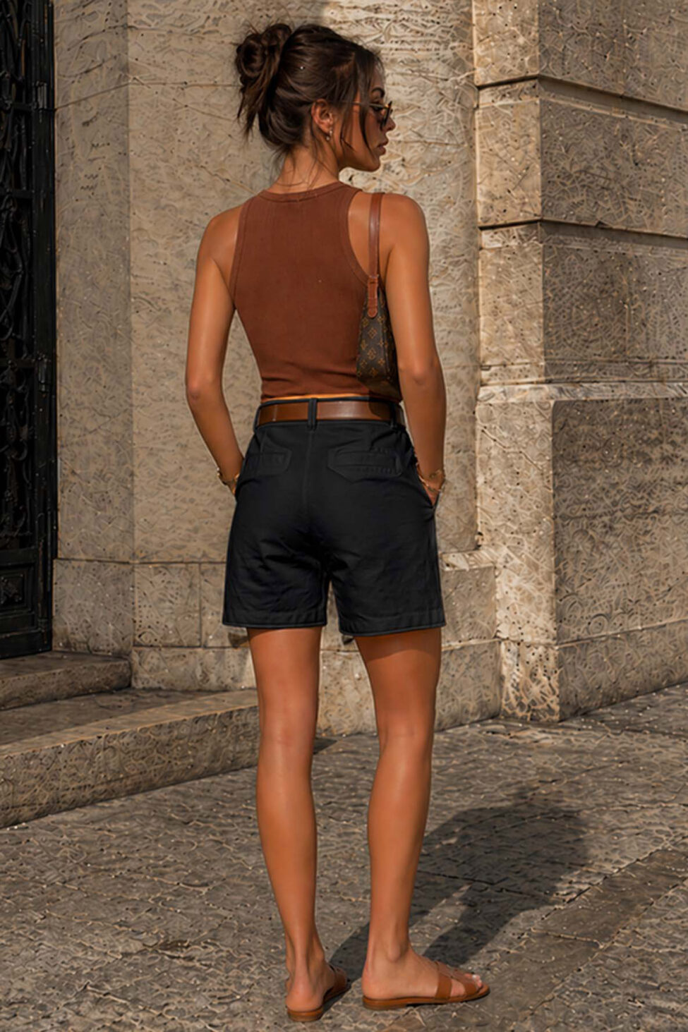 Armonia υφασμάτινη βερμούδα με ζωνάκι μαύρο - Image 2