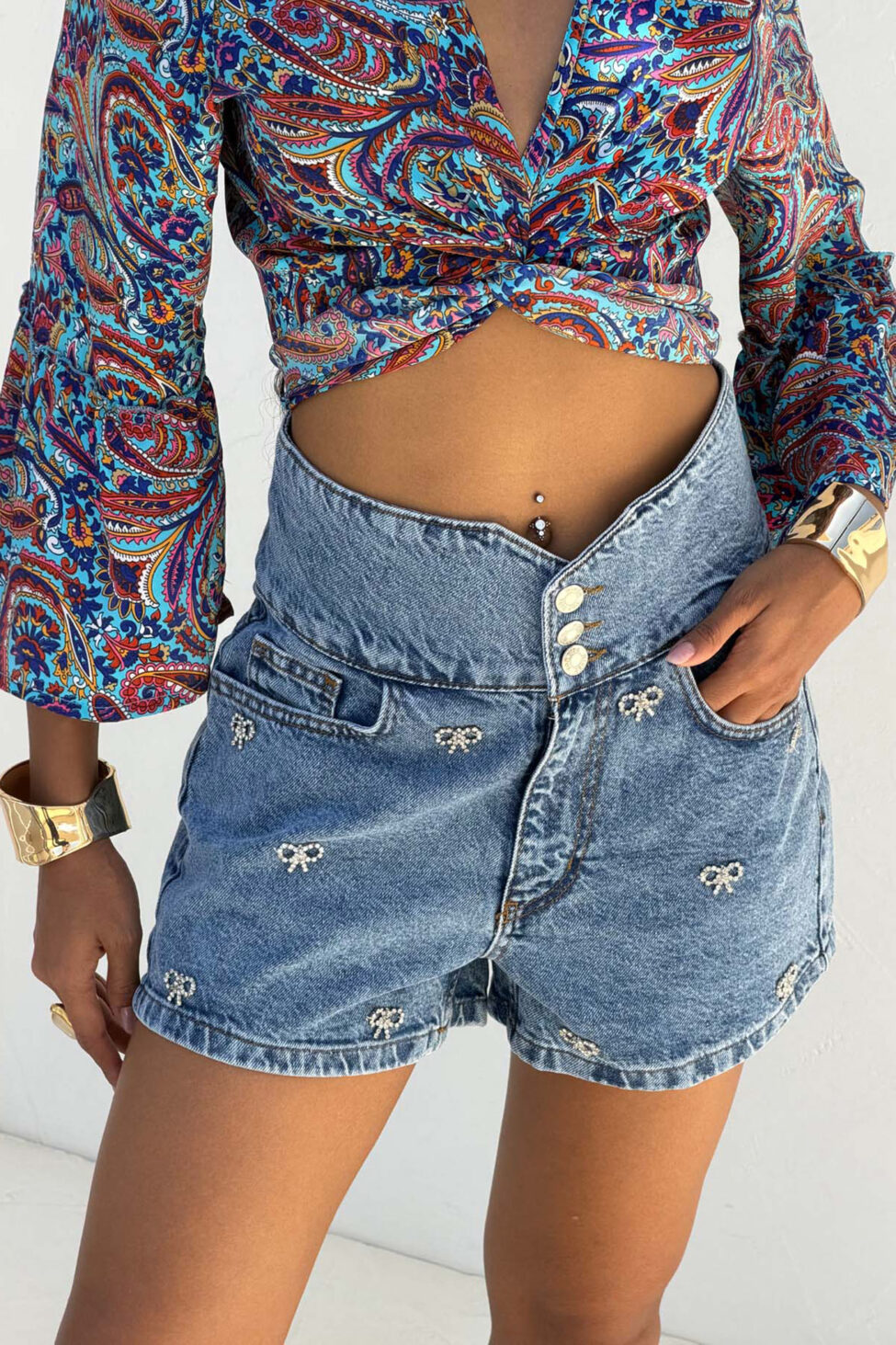 Bowden σορτς με διακοσμητικά φιογκάκια μπλε - Image 2