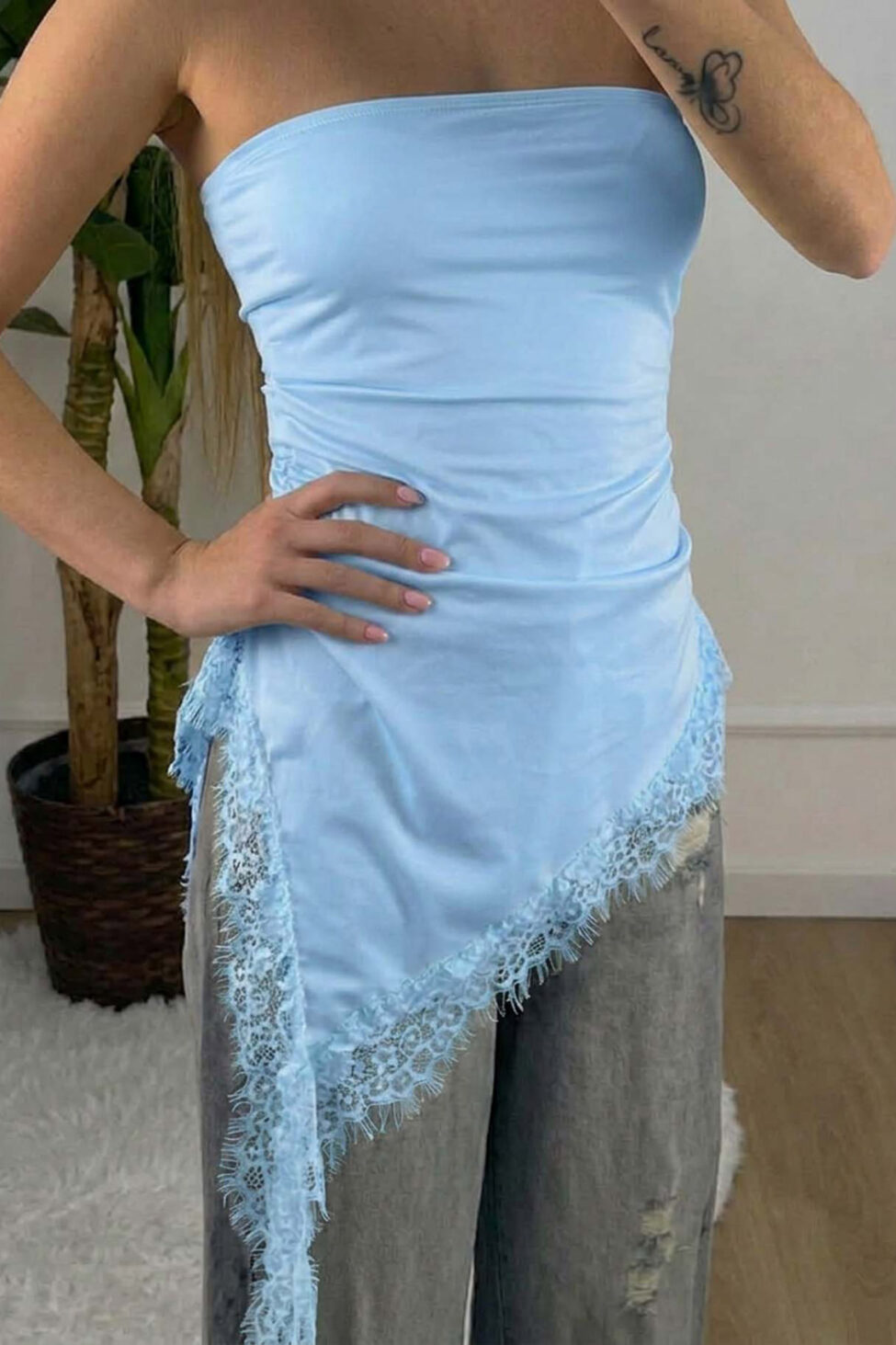 Capricci ασύμμετρη μπλούζα στράπλες σιελ - Image 2