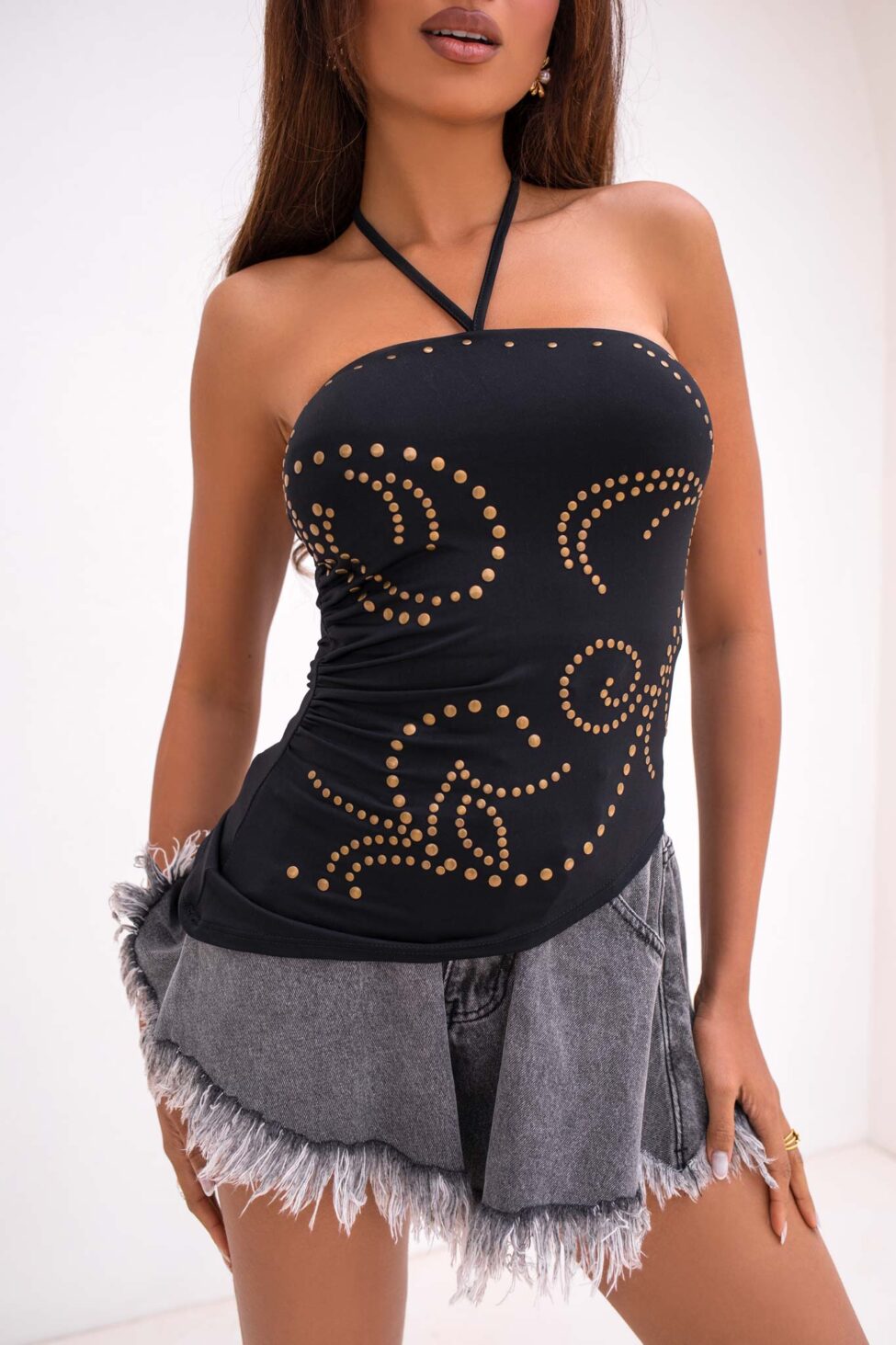 Ceylon τοπ με δέσιμο στον λαιμό και τρουκς μαύρο - Image 2