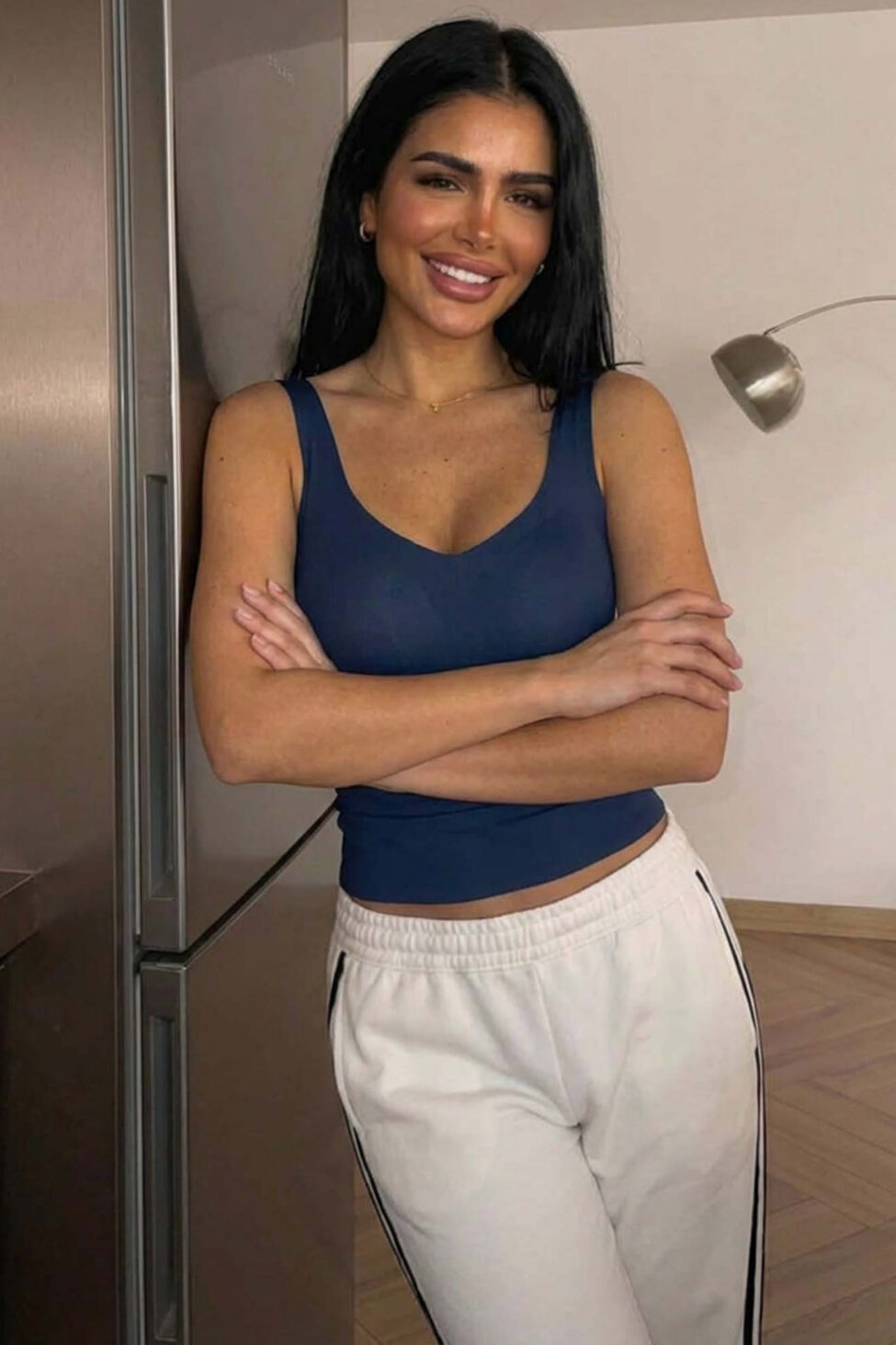 Dijon αμάνικο τοπ με ενσωματωμένα cups μπλε σκούρο - Image 2