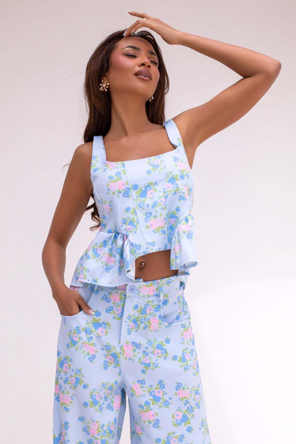 Eivor σετ τοπ παντελόνι φλοράλ σιελ - Image 2