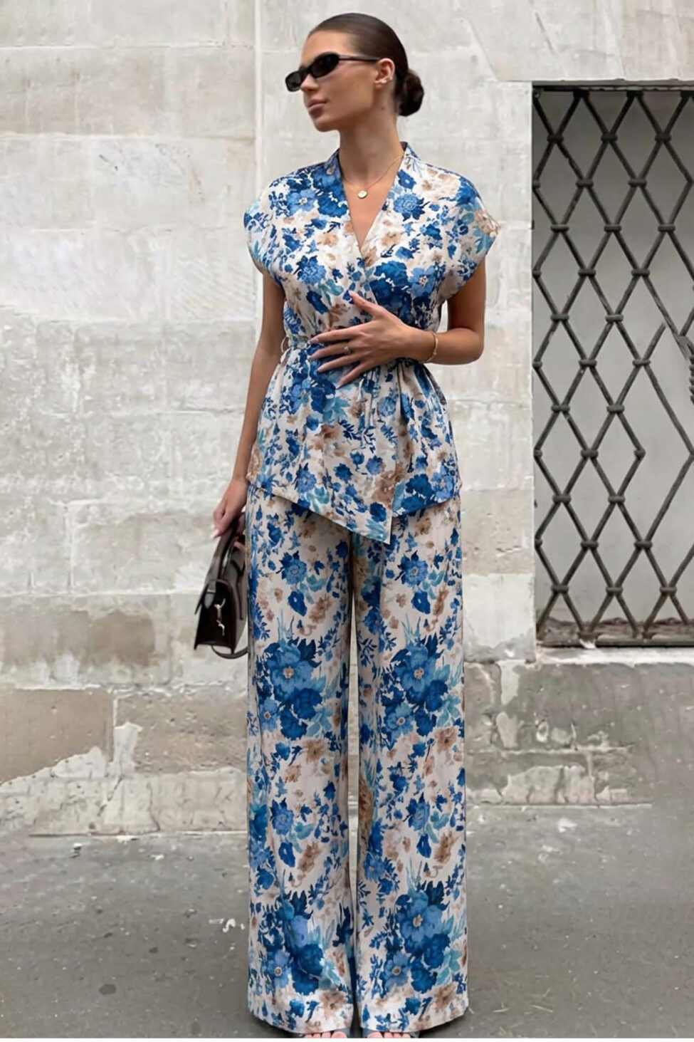 Flor σετ γιλέκο παντελόνι φλοράλ μπλε - Image 3