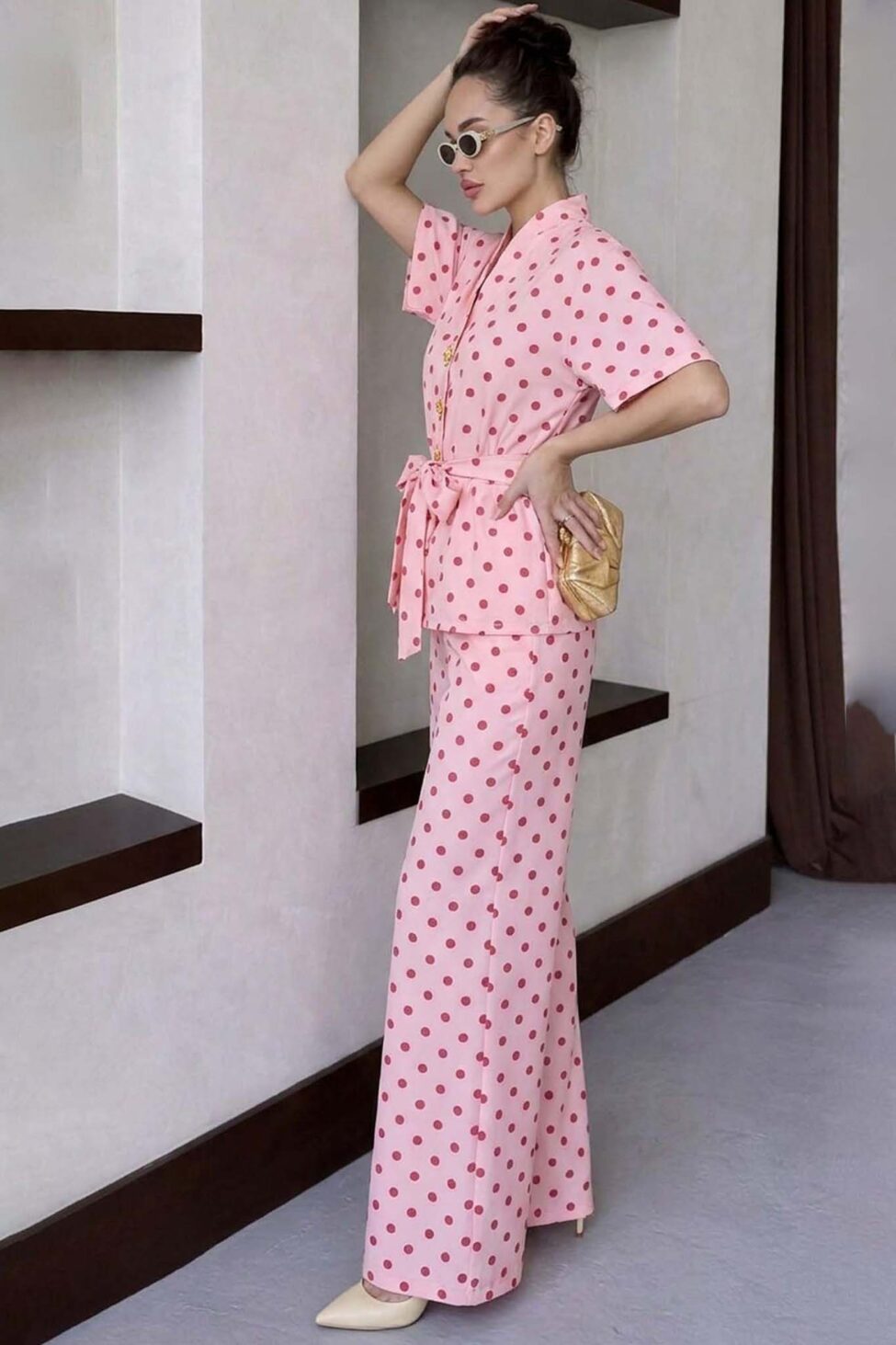 Indila σετ πουκάμισο παντελόνι πουά ροζ - Image 2