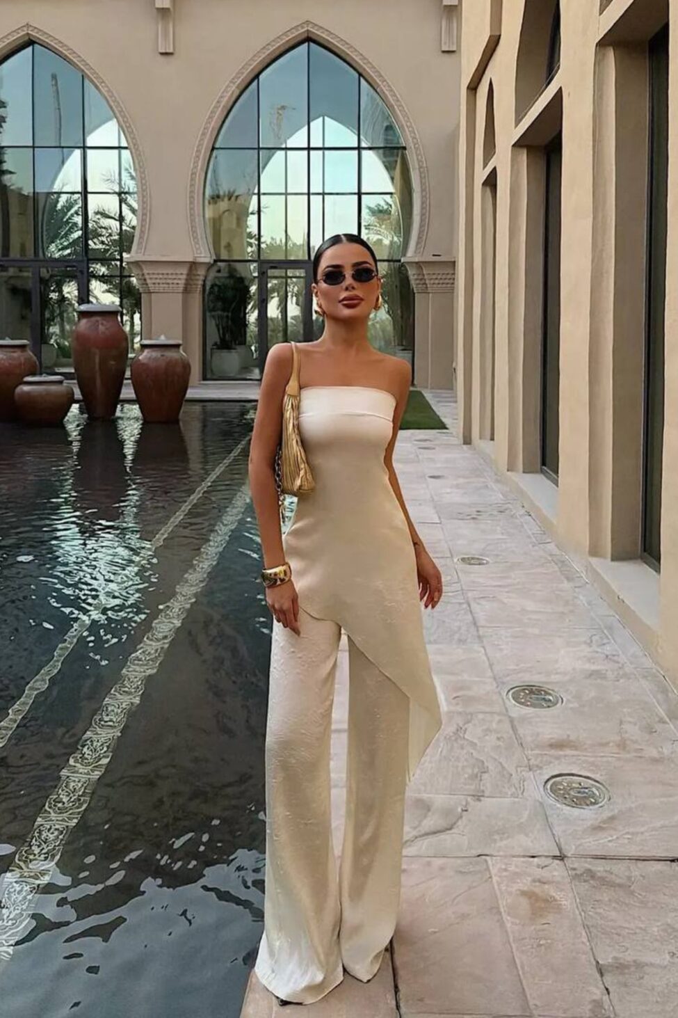 Livia Σετ στράπλες με τοπ και παντελόνι εκρού - Image 3