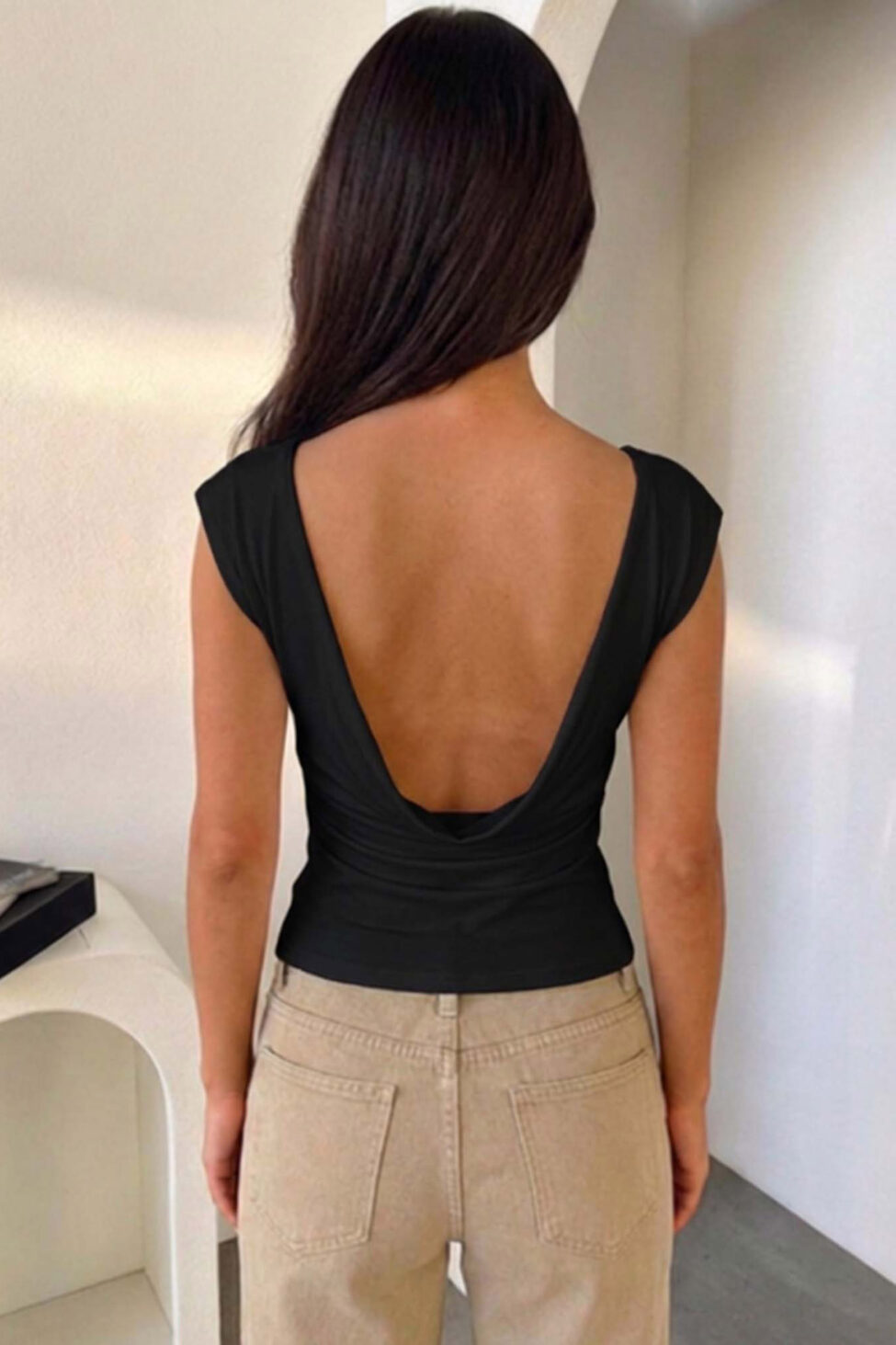Lyrak αμάνικο τοπ με ανοιχτή πλάτη μαύρο - Image 2