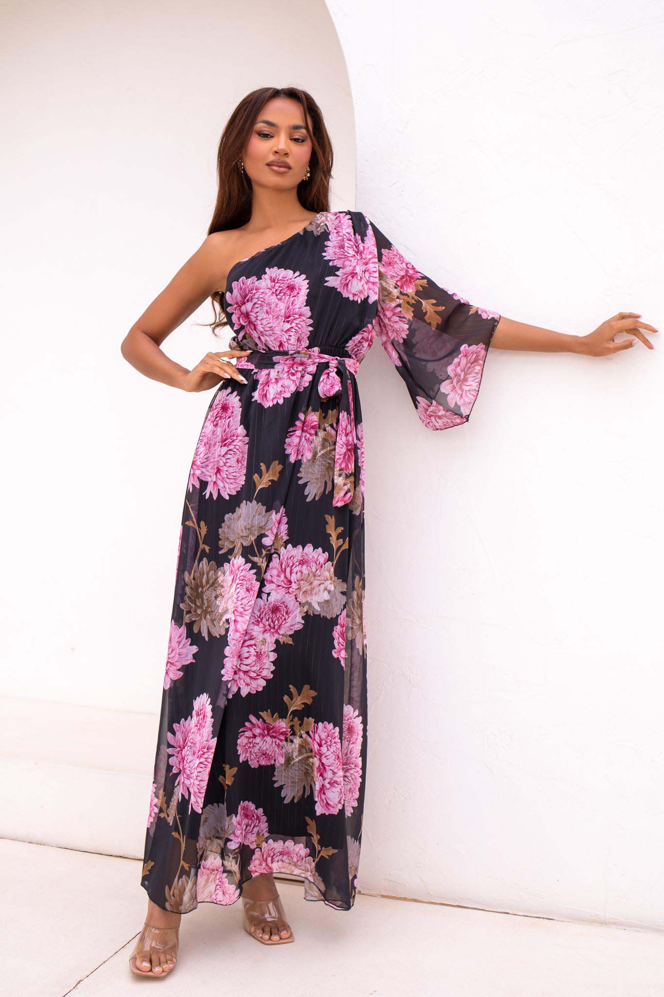Meredith μάξι φλοράλ φόρεμα με έναν ώμο μαύρο - Image 1