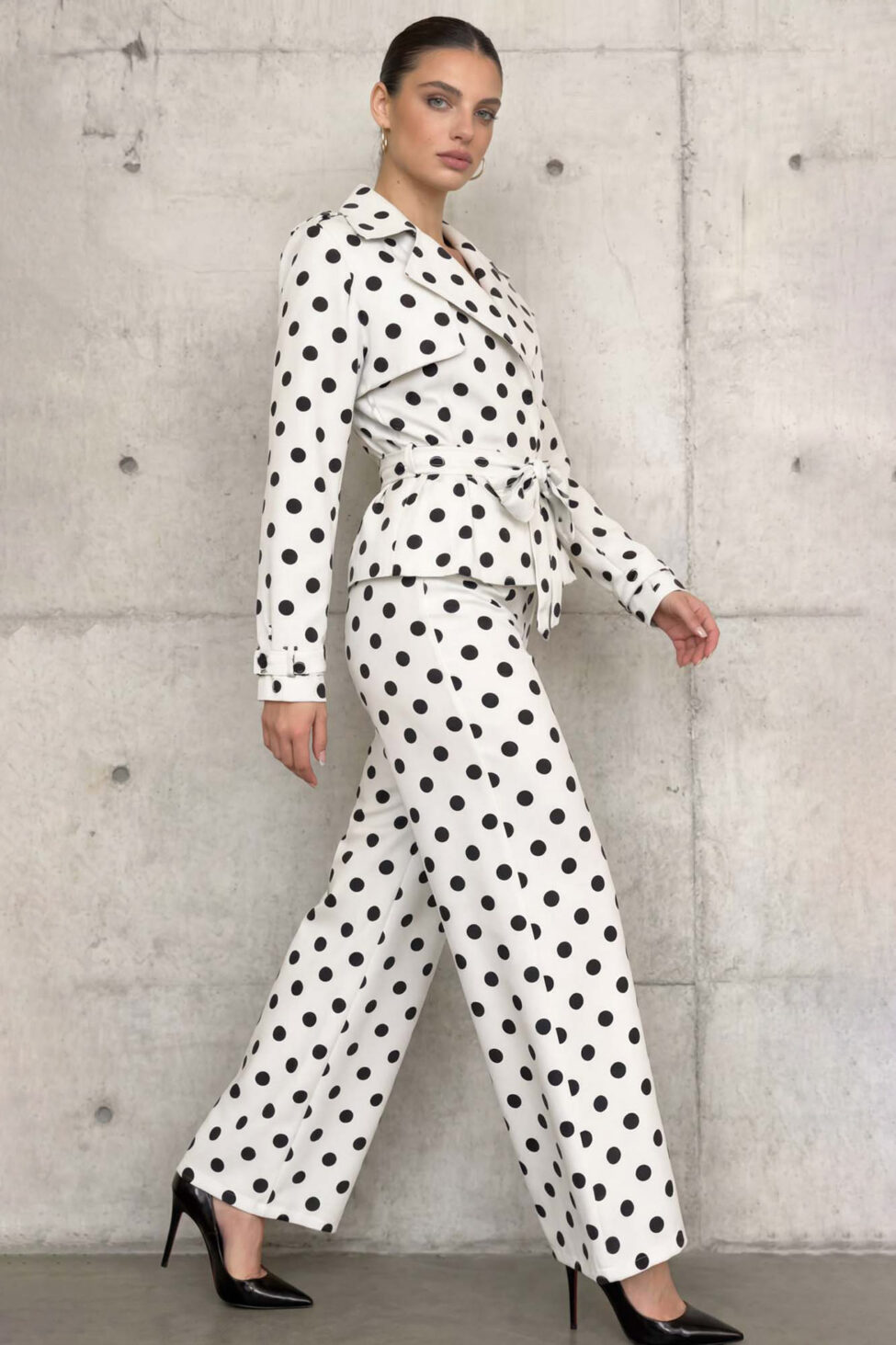 Mudslide σετ σακάκι παντελόνι πουά λευκό - Image 2