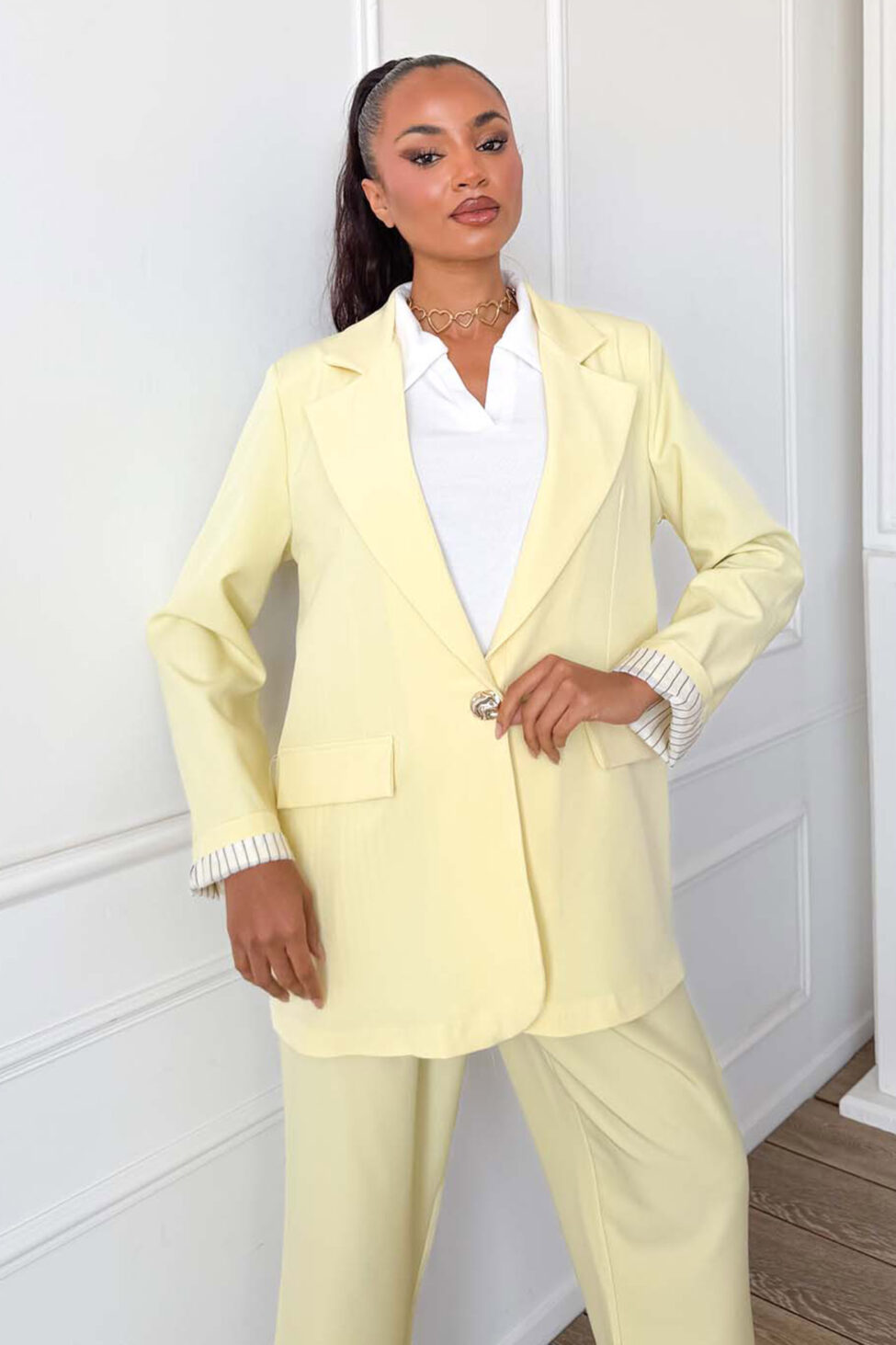 Olwen σετ σακάκι παντελόνι κίτρινο - Image 3