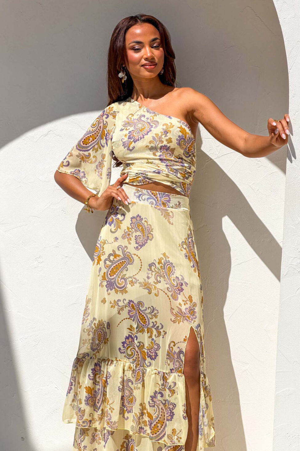 Saylor σετ τοπ - φούστα με λαχούρια κίτρινο - Image 3