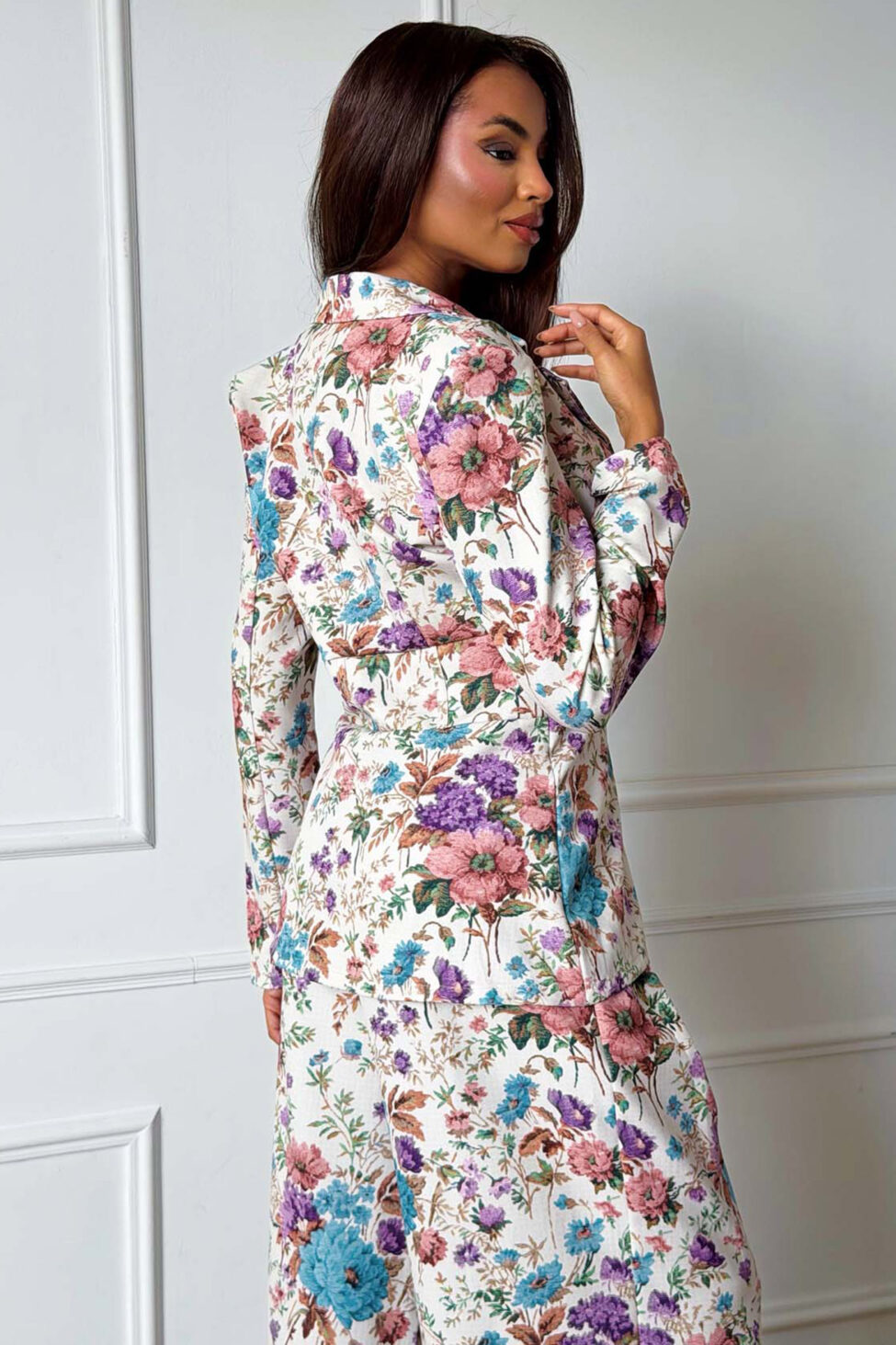 Secret Garden σετ σακάκι παντελόνι φλοράλ μπεζ - Image 4