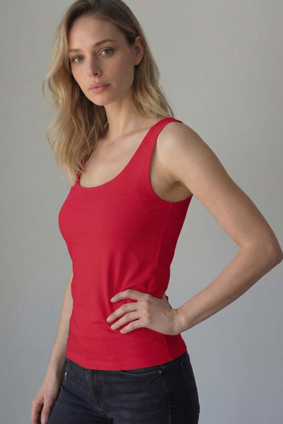 Stan αμάνικη μπλούζα κόκκινο - Image 2