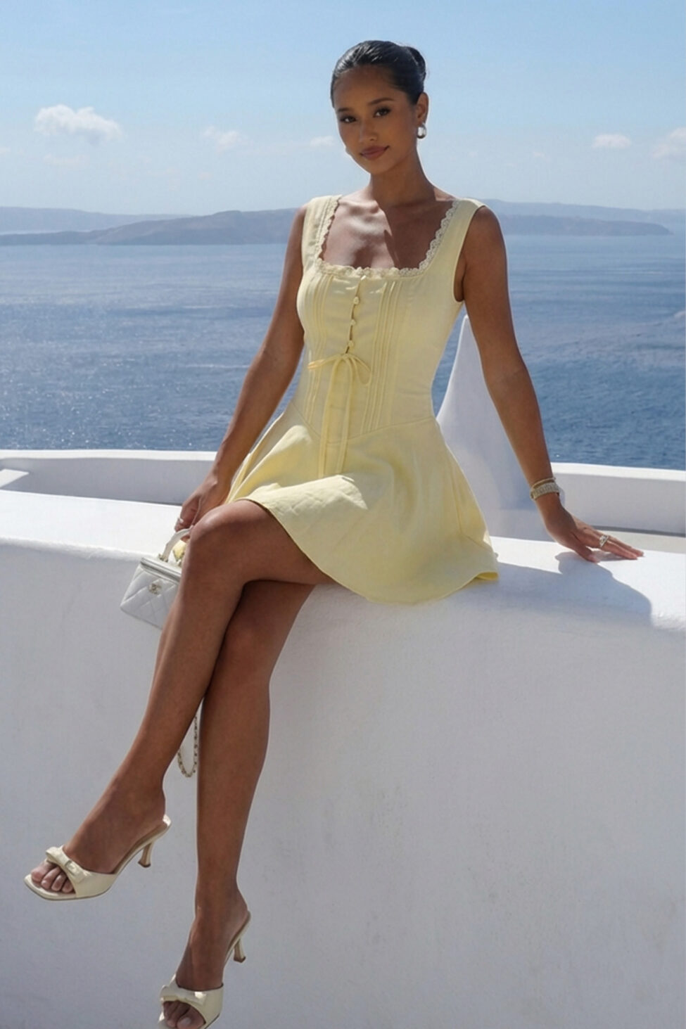 Sunelle Φόρεμα μίνι με τιράντες και κορσέ δέσιμο κίτρινο - Image 2