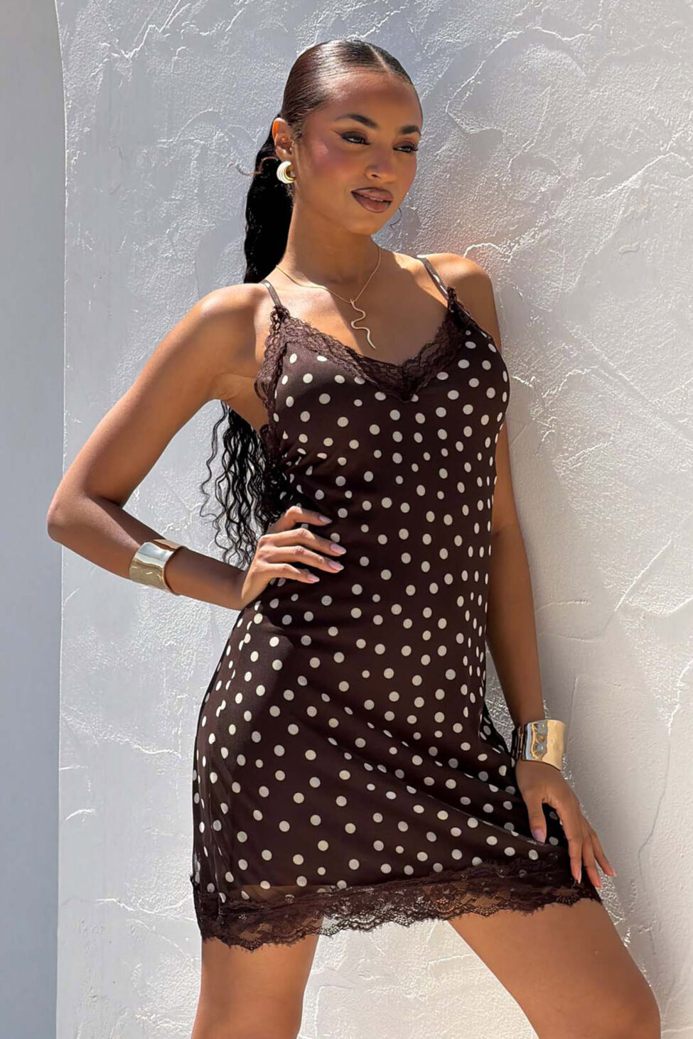 Tulie πουά φόρεμα με δαντέλα καφέ - Image 2
