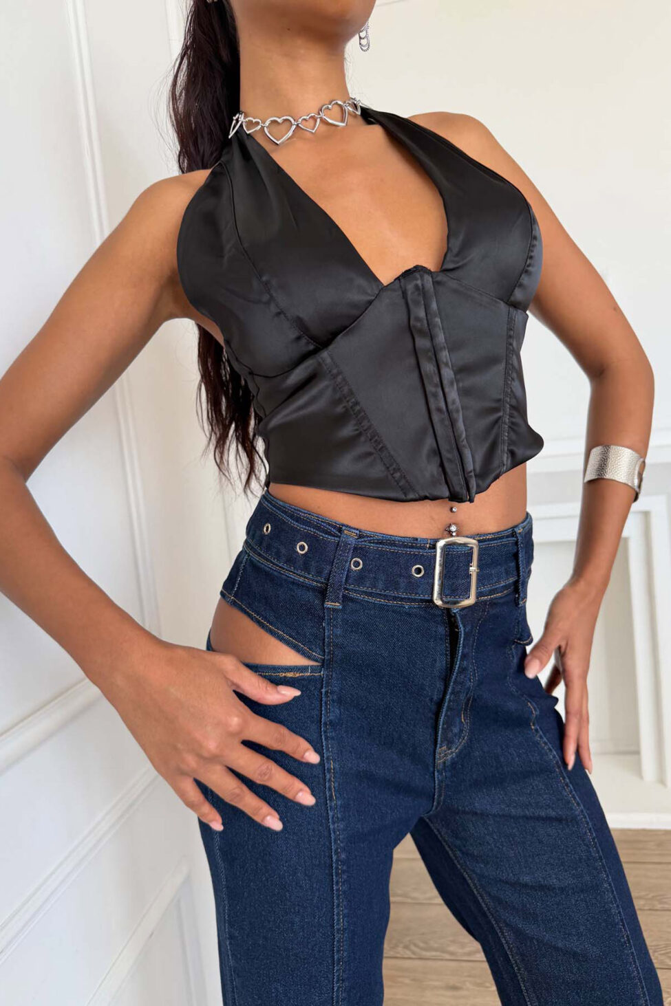 Zelma τοπ με δέσιμο στο λαιμό μαύρο - Image 2