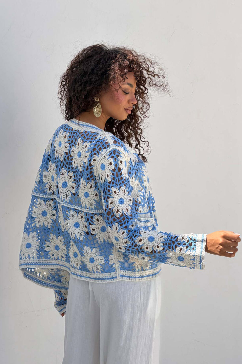 Crochet πλεκτή ζακέτα φλοράλ σιελ - Image 4